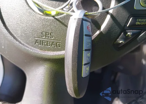 2018 Nissan Sentra Sr из США, поврежденный, VIN 3N1AB7AP9JY238491